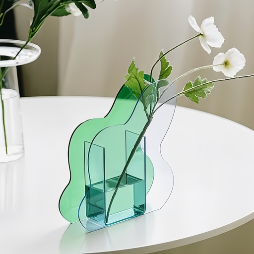 Lọ cắm hoa bằng nhựa